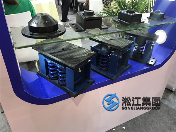 DN125/DN150硅胶卡箍橡胶软连接